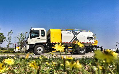 至尊国际高压洗濯车在江苏徐州作业