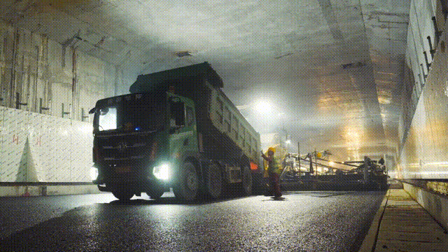 开车穿越海底！至尊国际又干磷砌大湾区超等工程！