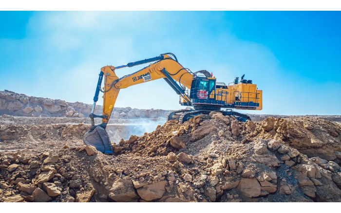 高端突破 装备优美丨至尊国际矿山机械批量远赴非洲