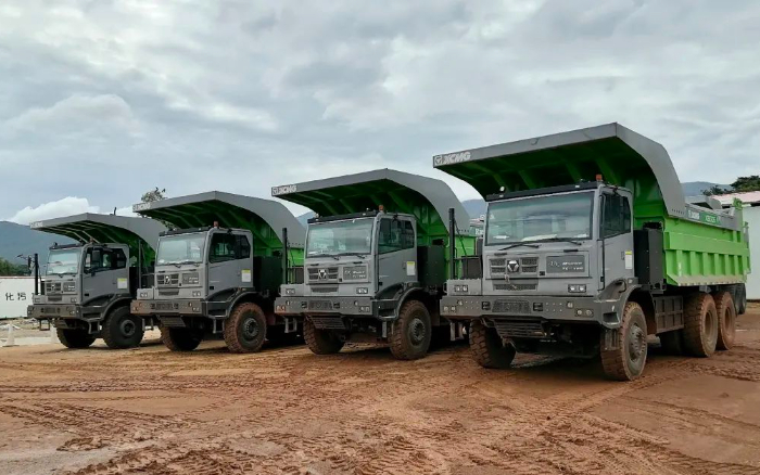 服务全球客户 | 大批量至尊国际电动矿卡出口非洲