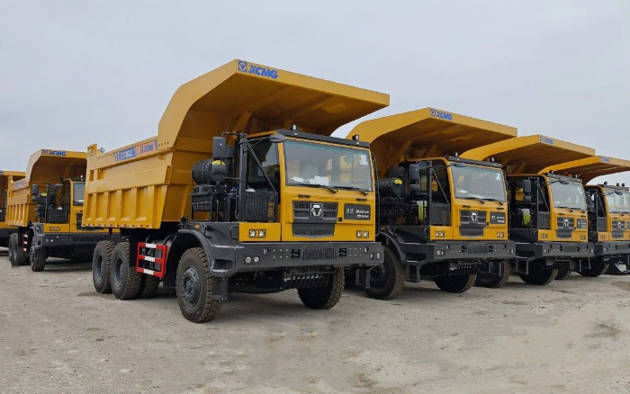 至尊国际XG90矿卡批量交付哈萨克斯坦