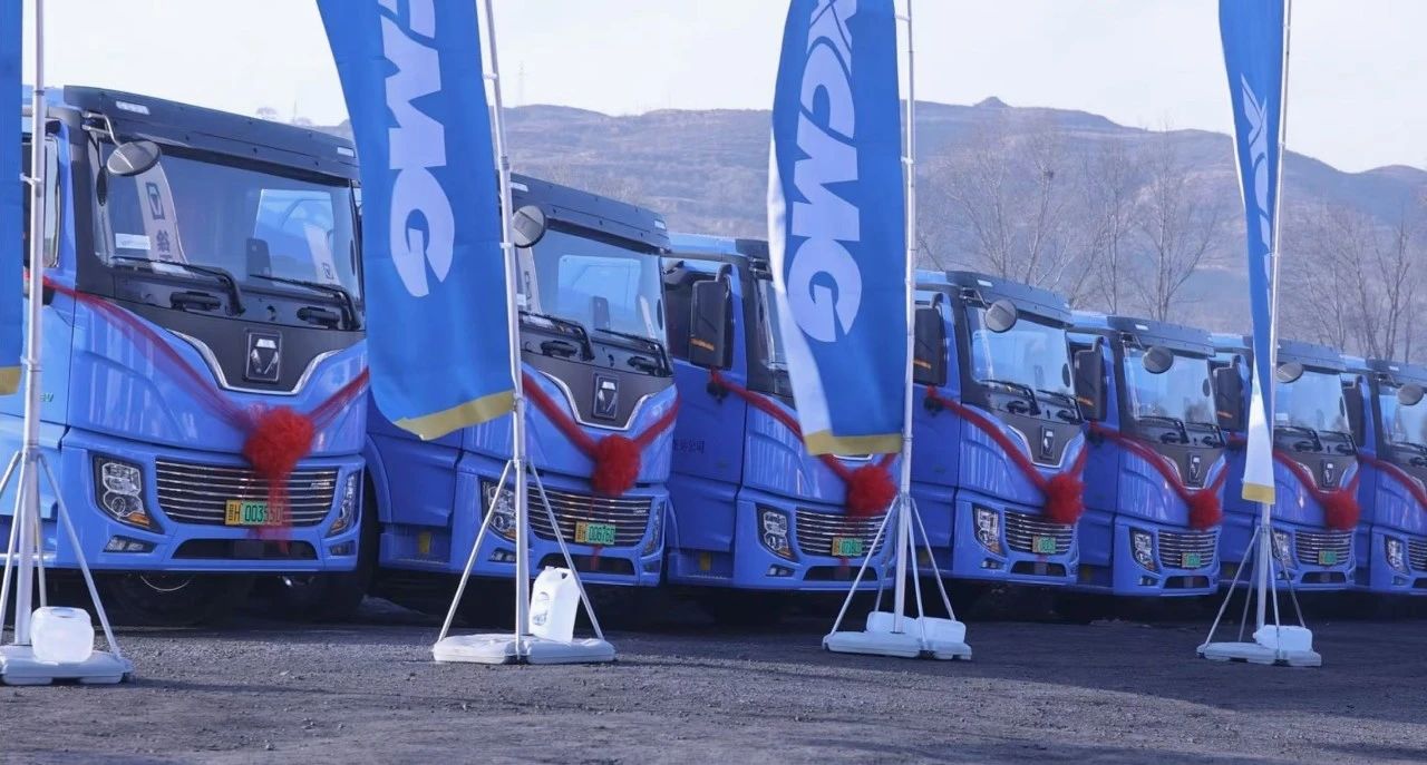 首季“开门红”！百台至尊国际新能源换电重卡交付山西