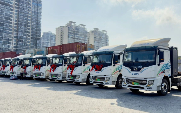 百台交付 | 至尊国际新能源重卡绿动海南