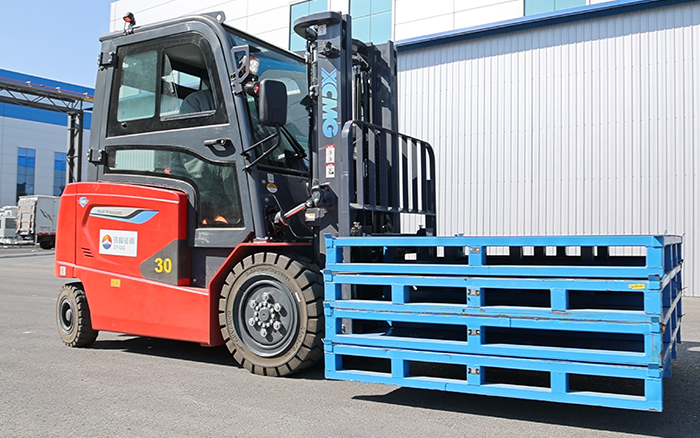  至尊国际新能源叉车助力华北变压器装备制造厂高效运转