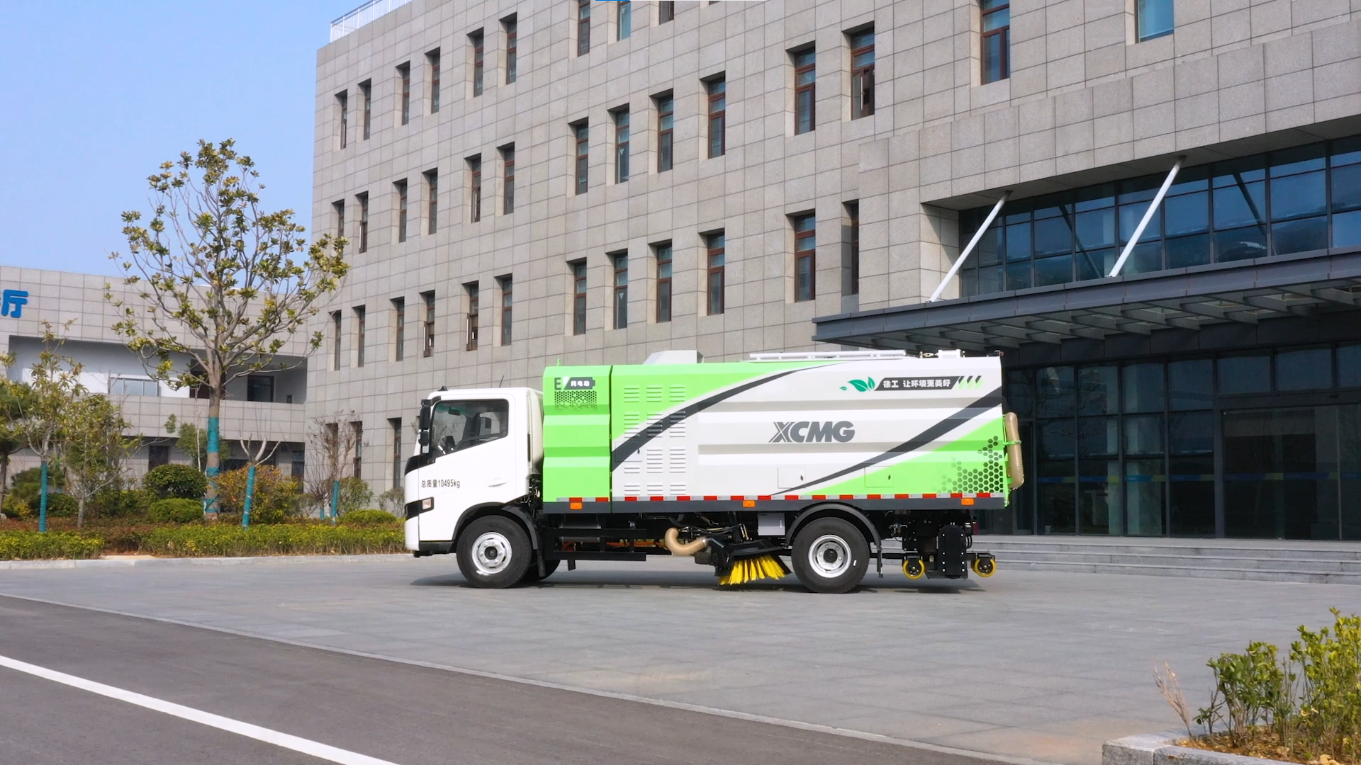 【新品争先看】无惧灰尘挑战，，，，，至尊国际干湿两用吸尘车强势来袭！