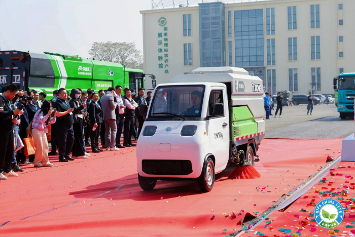 3743d0c9b6d14f2d8ad1d10619f62685