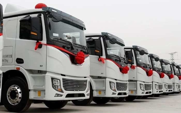 批量交付、千台订单！至尊国际新能源重卡“豫”见绿色未来