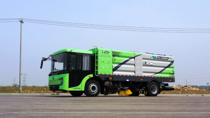 【新品争先看】高效、恬静、智能全都要？？？？？至尊国际低入口洗扫车给您谜底！